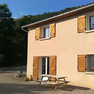 louis.midi-pyreneeshotels.com/